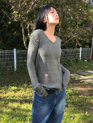VINTAGE DAMAGE V-NECK KNIT